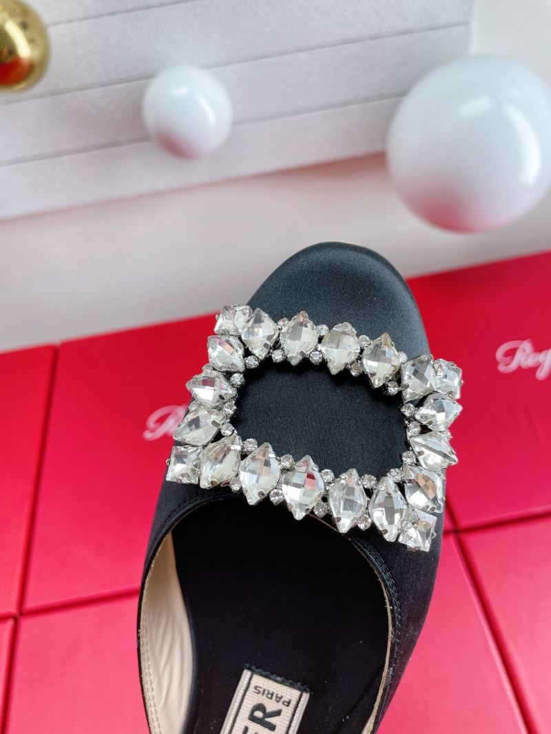 Roger Vivier flat shoes